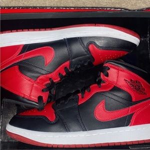 Jordan 1 “banned” size 7